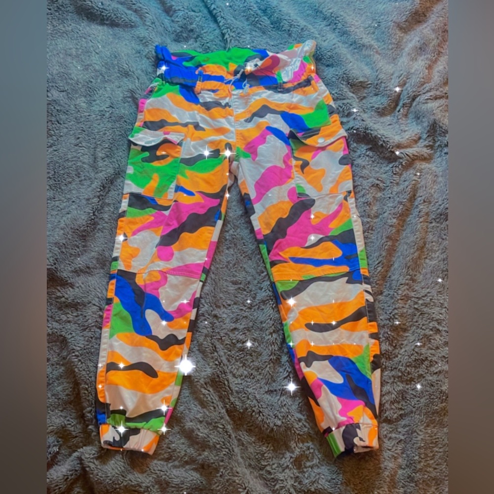 VIP High Rise Ruffled Cargo joggers Size 7/8